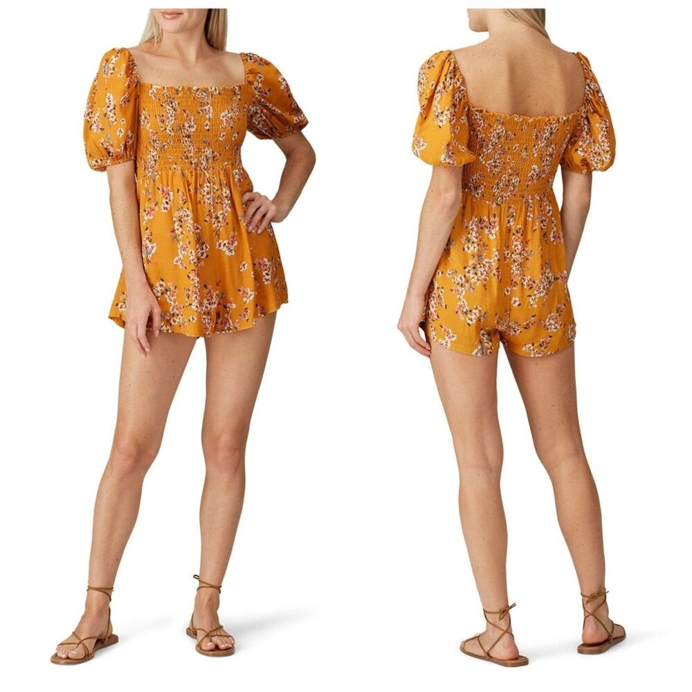 Flynn Skye Justine Romper Size Medium Floral Rayon Summer Beach Vacation Boho